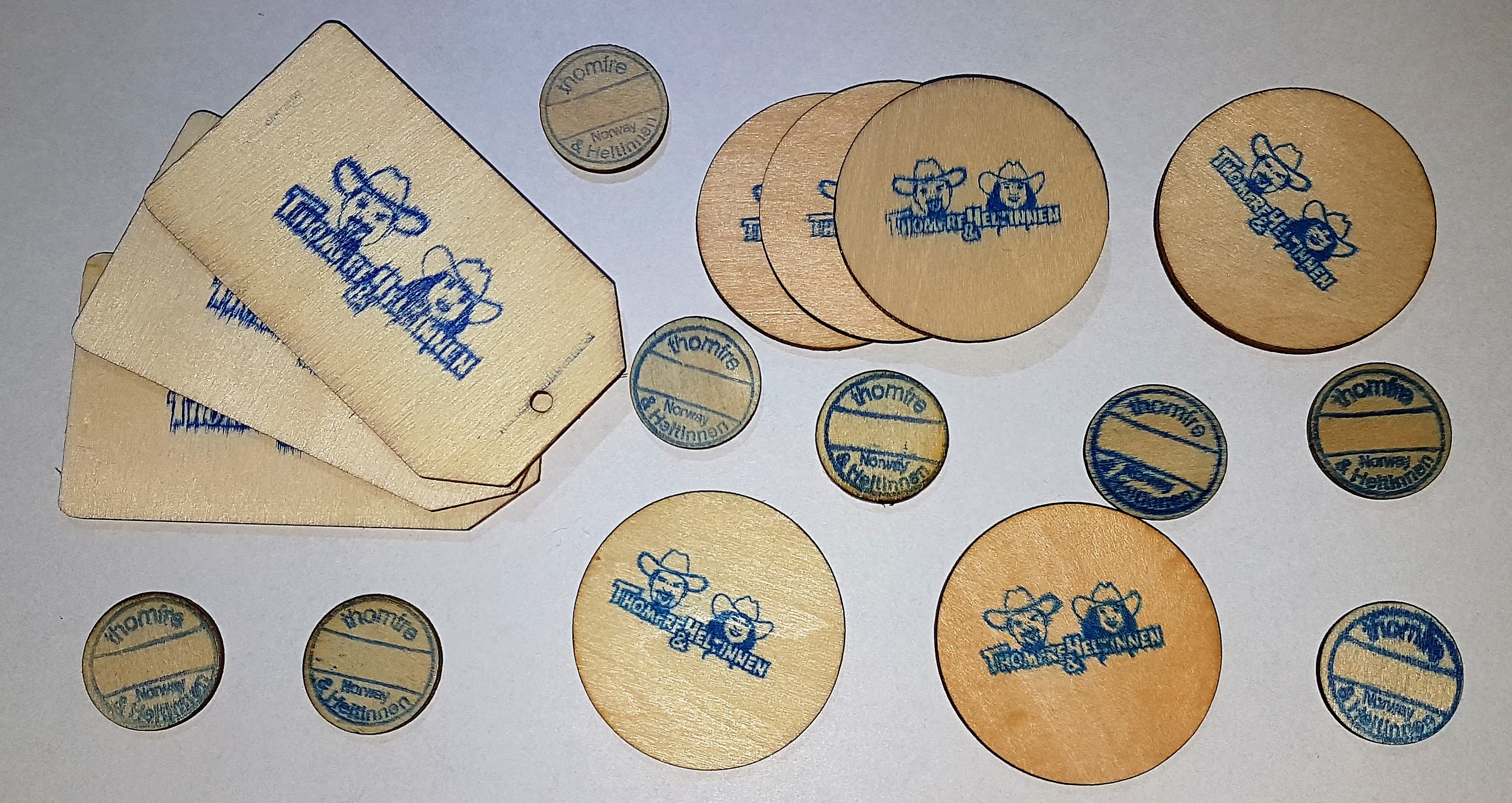 Wooden coins - make your own signature items! | thomfre ...